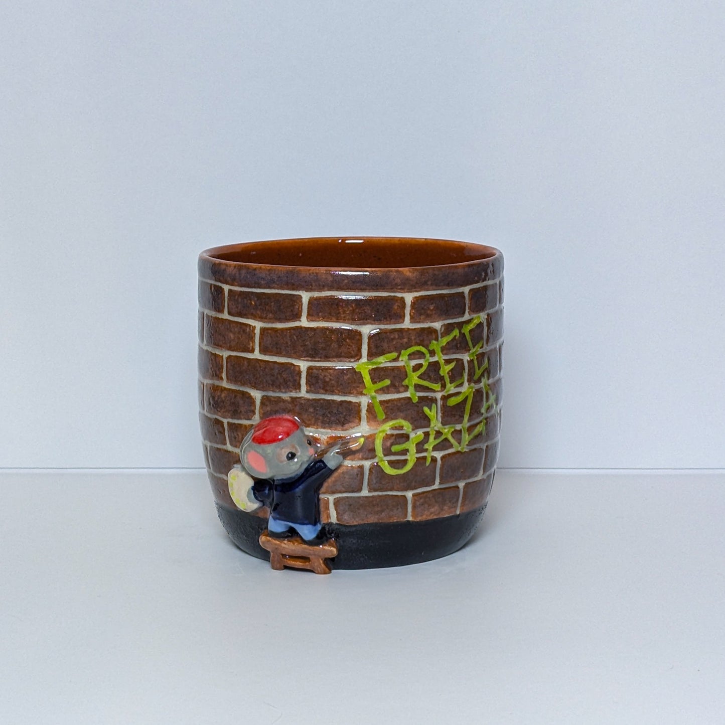 Graffiti Mouse Cup: "Free Gaza"