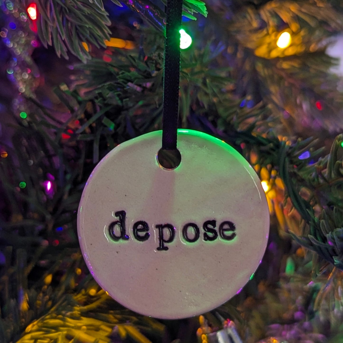 Ornament: Depose